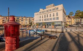 Restaurant De La Tour Sanary-sur-mer